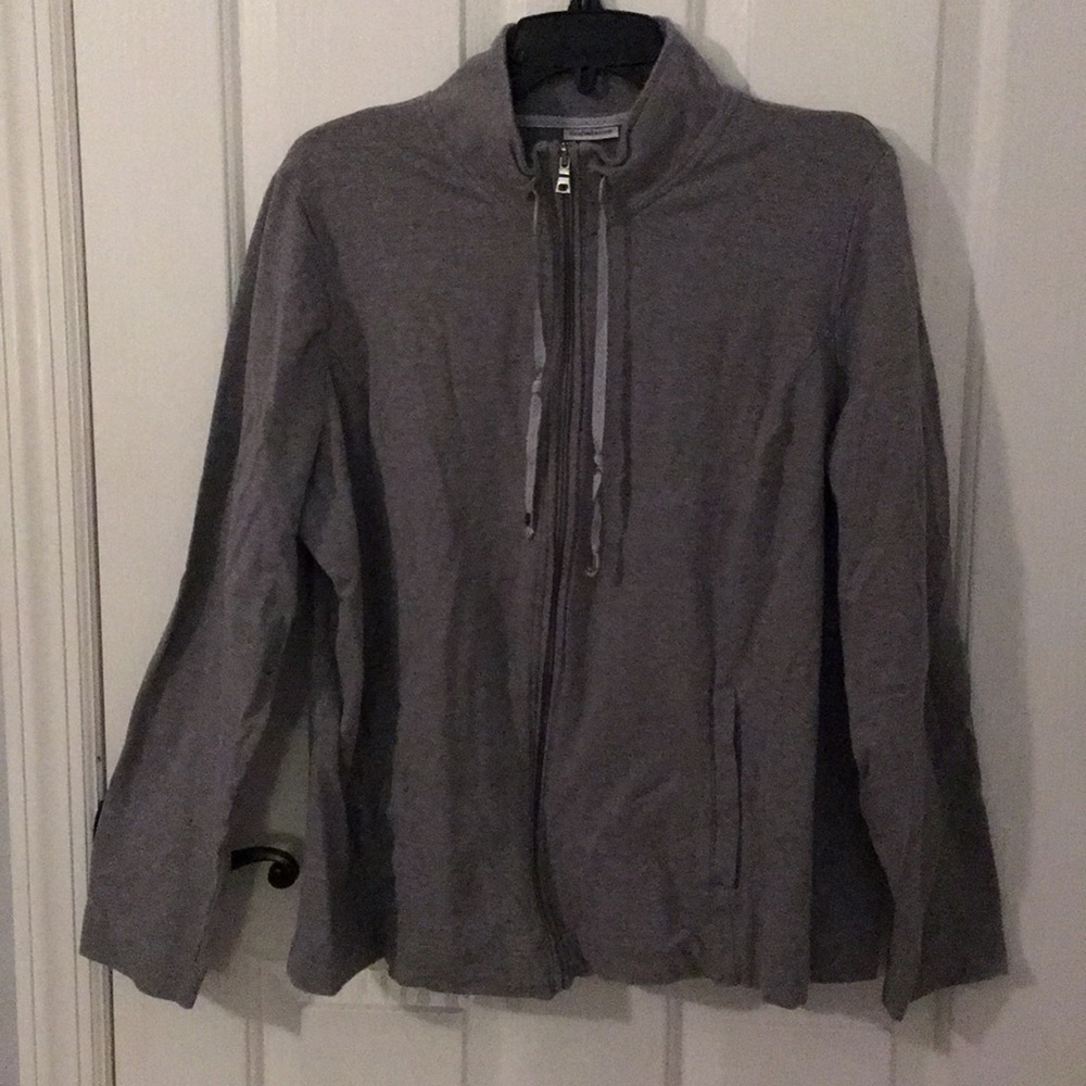Full zip sweatshirt